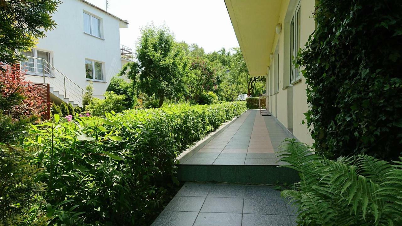 Apartamento Ogrodowe Zacisze Jastrzębia Góra Exterior foto